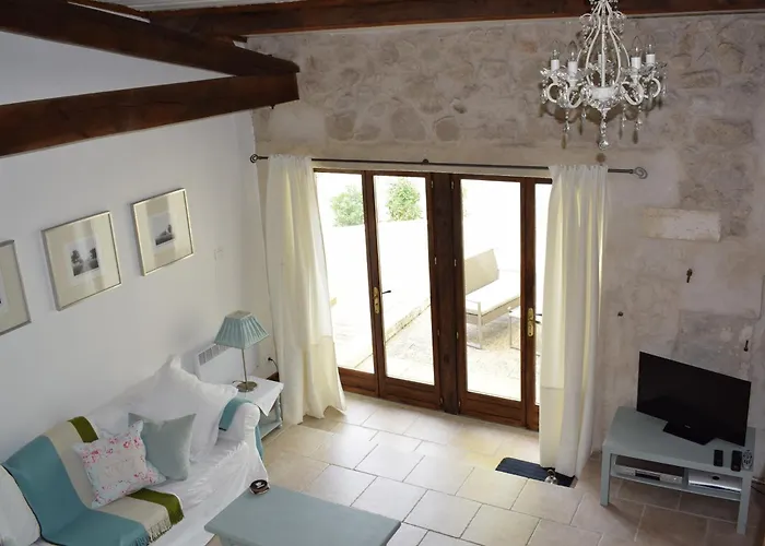 بيت للعطل Champfort *